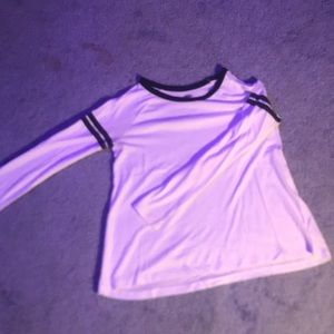 White tee with 2 black stripes on sleeves